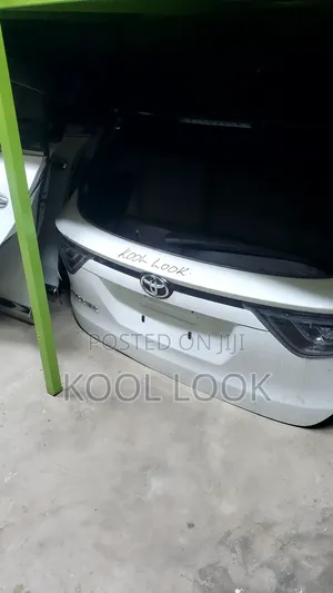 Toyota Harrier 2016 Electric Tailgate/Boot Complete.