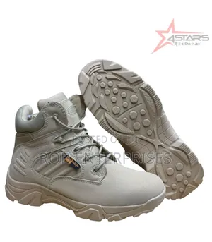 Delta Lowcut Boots