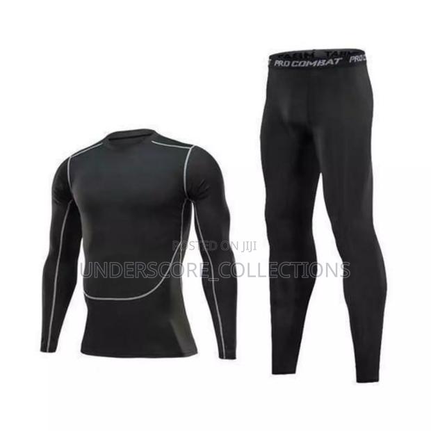 All Black Men's Fitting Gym Wear