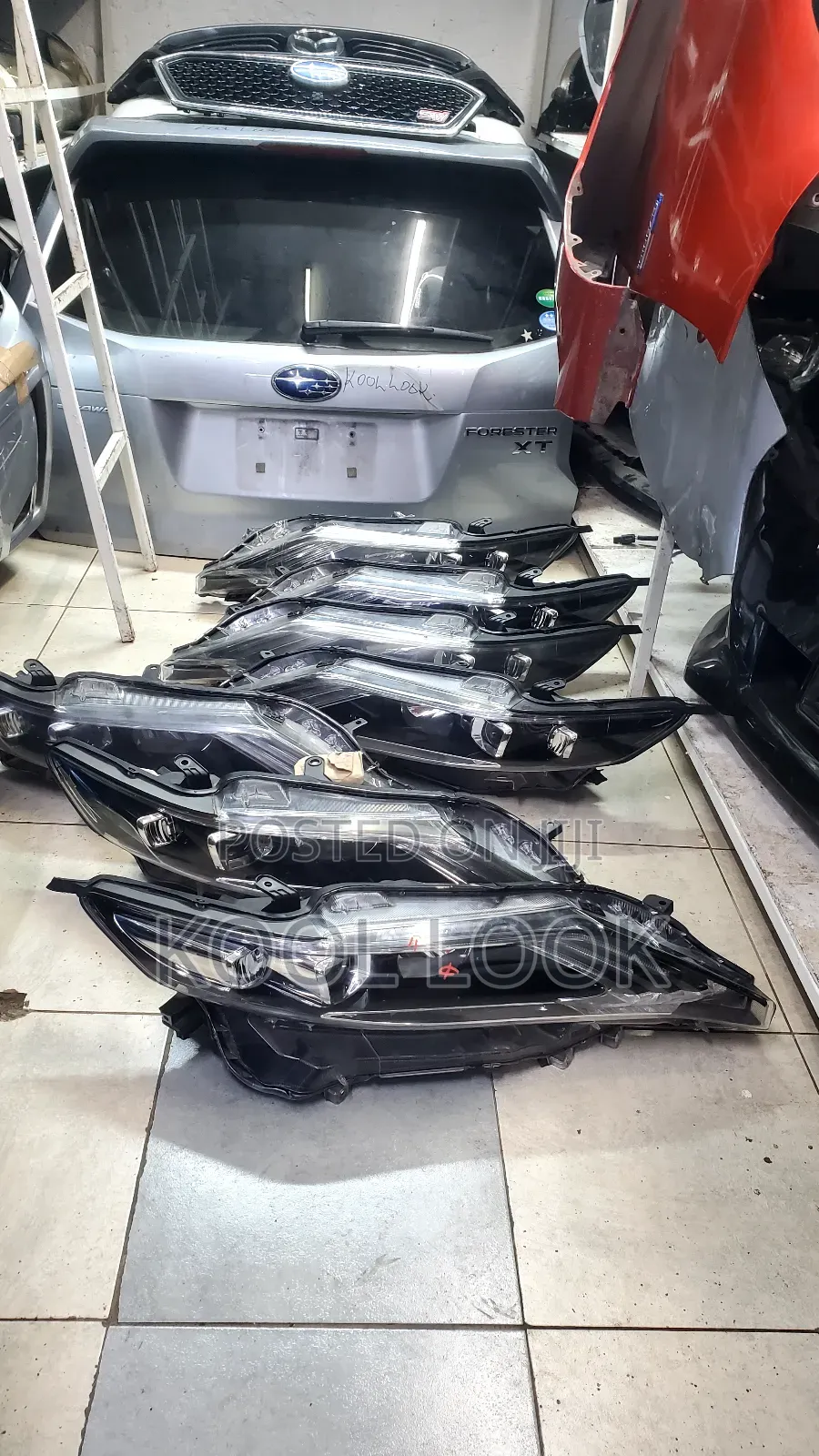 Toyota Harrier Xenon Headlights (48-147)