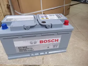 Bosch S3 Din 100 Automotive Battery Maintenance Free