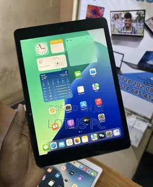 Apple iPad 10.2 (2020) 128 GB Gray