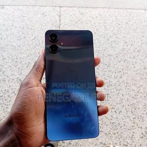 Samsung Galaxy A06 64 GB Blue - main view