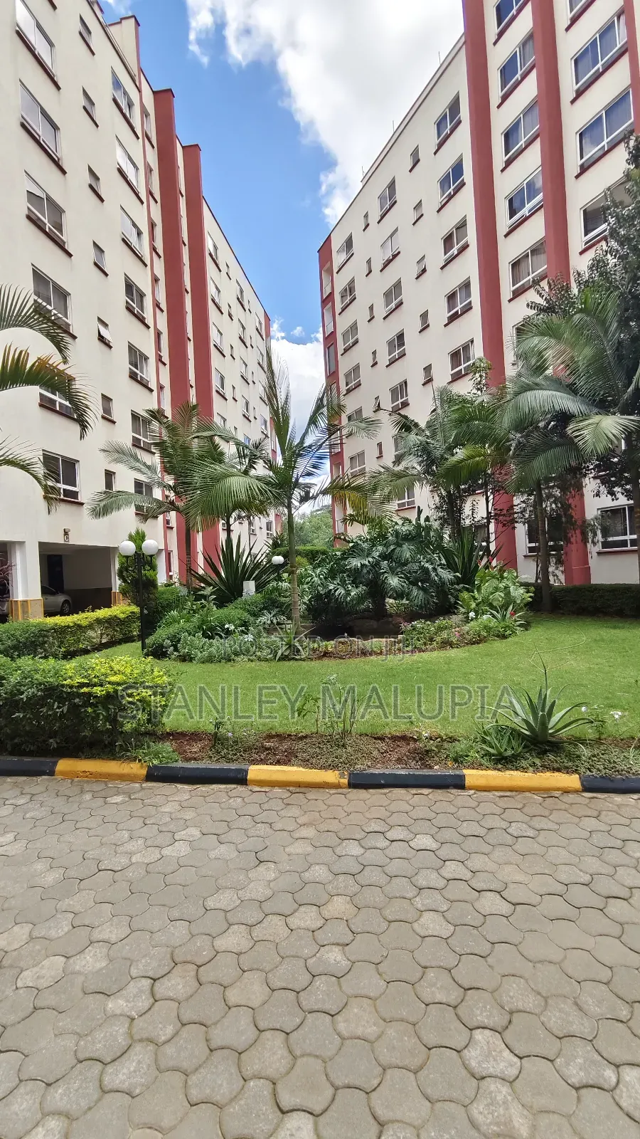 4bdrm Apartment in Brookside Drive Area, Westlands for rent