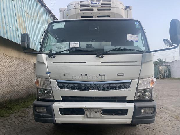 Mitsubishi Fuso - thumbnail 2