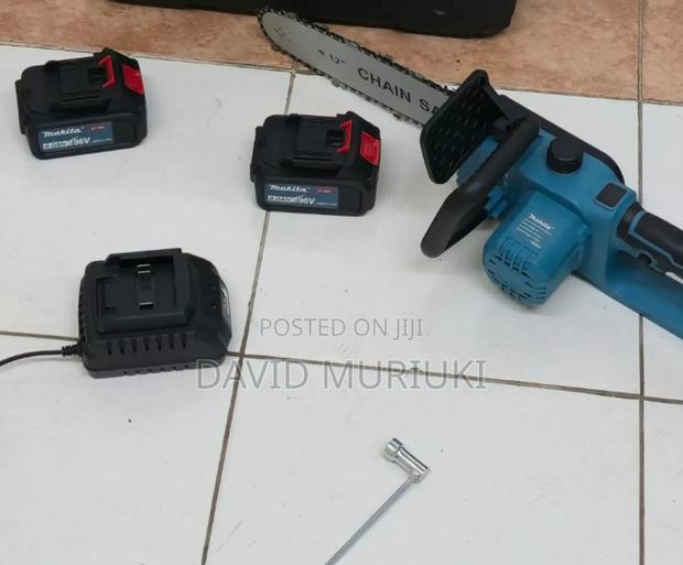 16" Makita Chainsaw