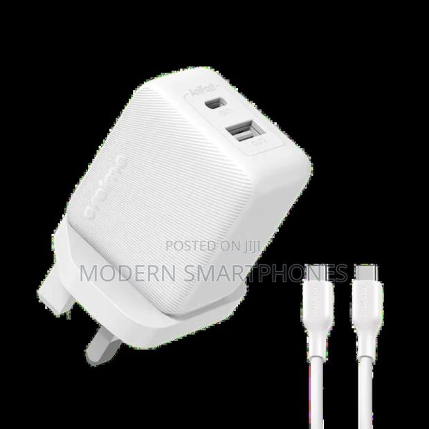 Oraimo Powercube 201 Uk Type Plug 20w Charger Kit - thumbnail 3