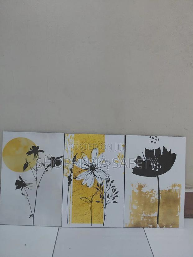 Wall Arts/ Wall Decorations