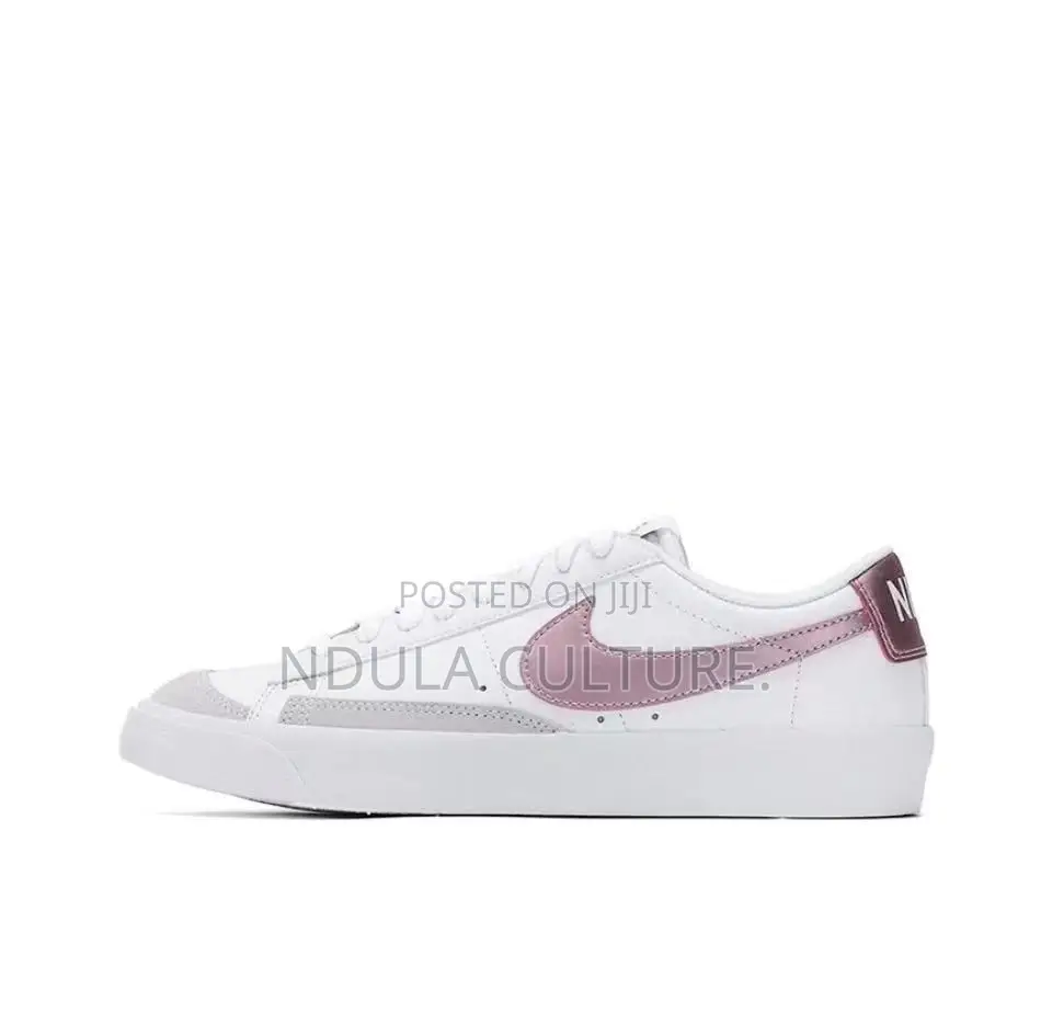 Nike Blazer Low 77