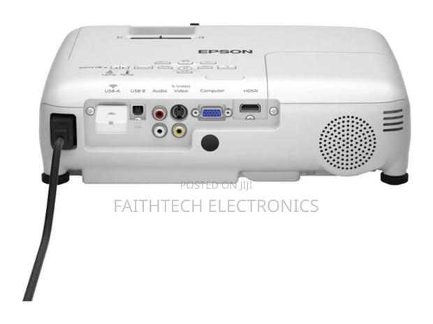 Epson Eb-X18 Projector for Classrooms