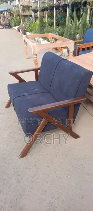 Stylish Wooden Sofa/ Waiting Couch