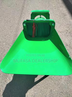 Brand New McLaren Corn Sheller - thumbnail 2