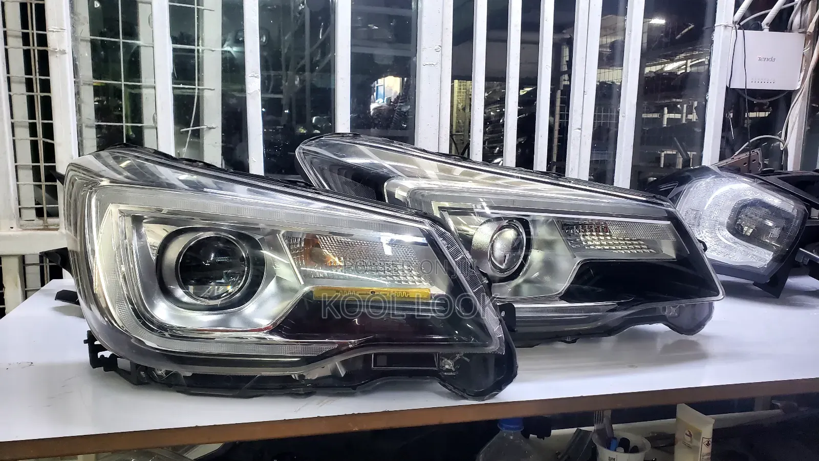 Subaru Forester SJG 8v Xenon Headlights