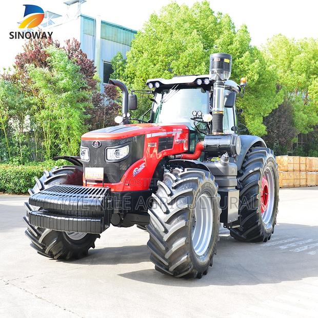 260 Hp Four-Wheel Tractor With Cab for Large-Scale Agriculture - main view