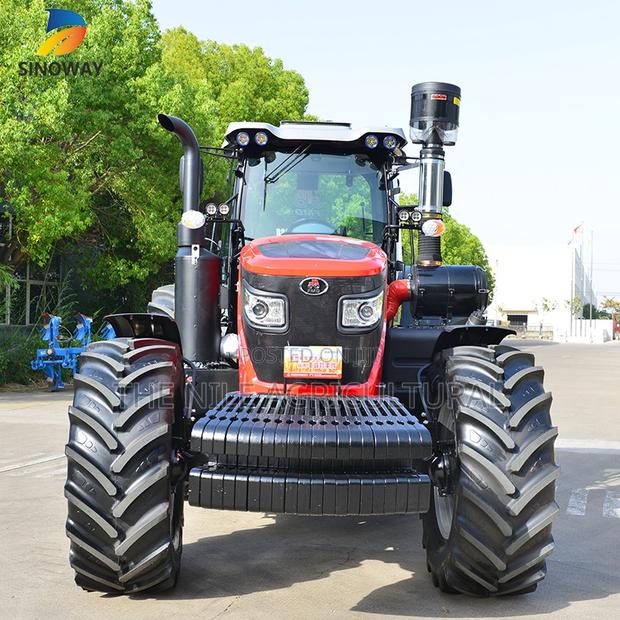 260 Hp Four-Wheel Tractor With Cab for Large-Scale Agriculture - thumbnail 3