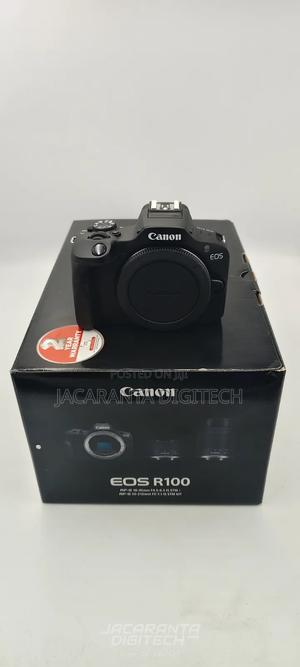 Canon Eos R100 Double Lens - main view