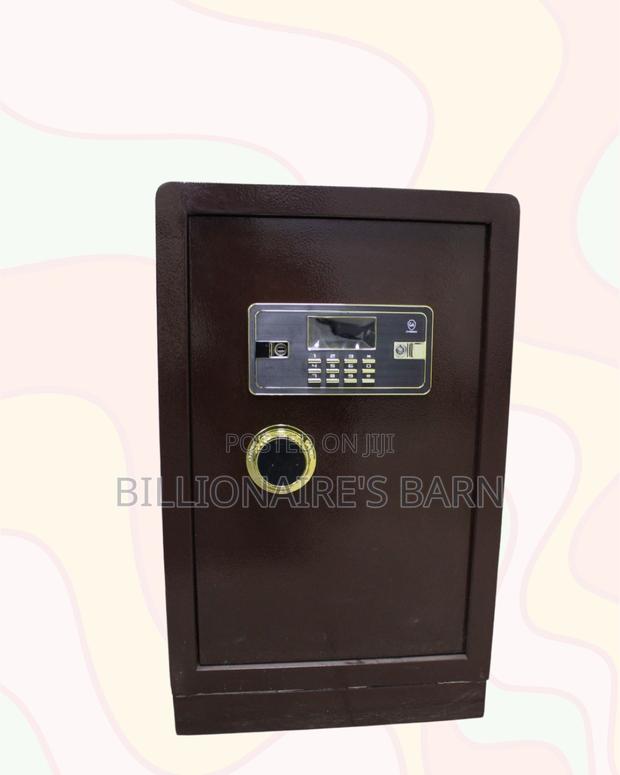70kg Biometric Safe | Serious Security For Documents And Valuables | - thumbnail 4