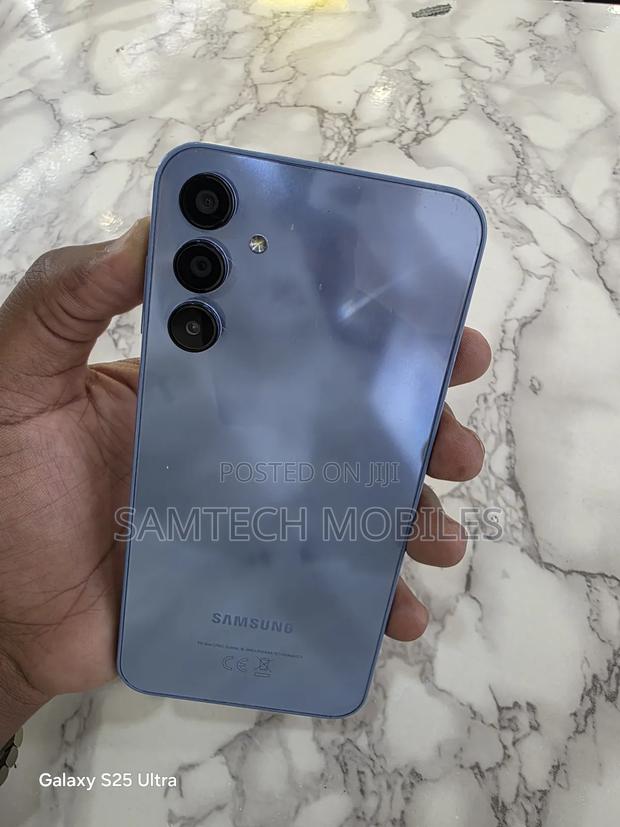 Samsung Galaxy A15 128 GB Blue - thumbnail 3