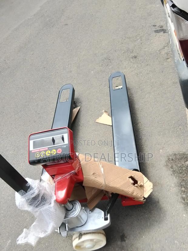 Hydraulic Scale Pallet Jack - thumbnail 2