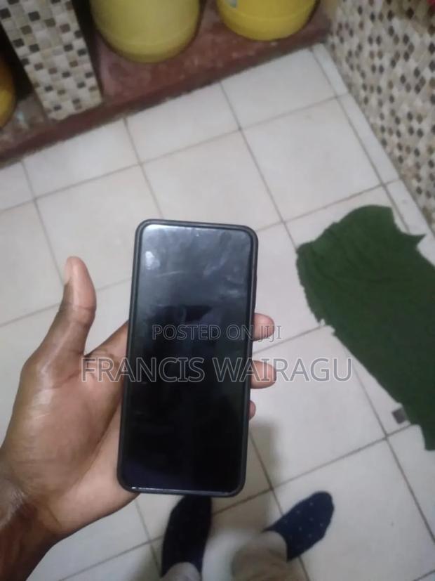 Samsung Galaxy S20 128 GB Black