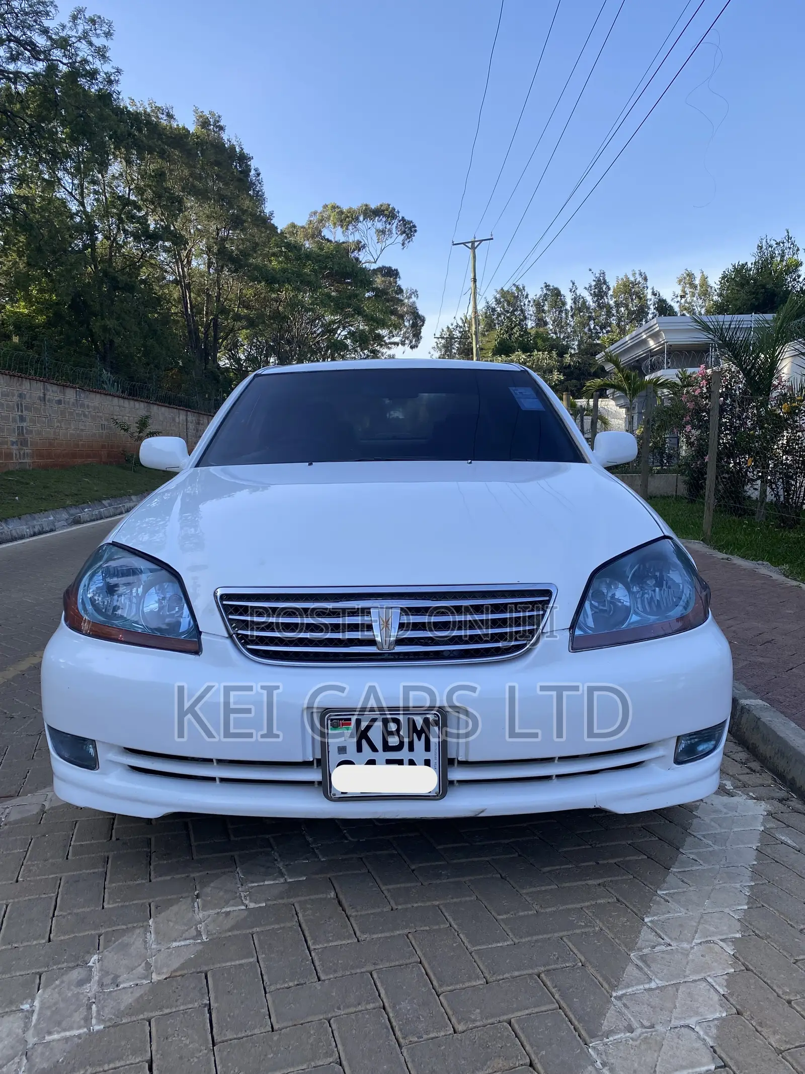 Toyota Mark II 2000 White