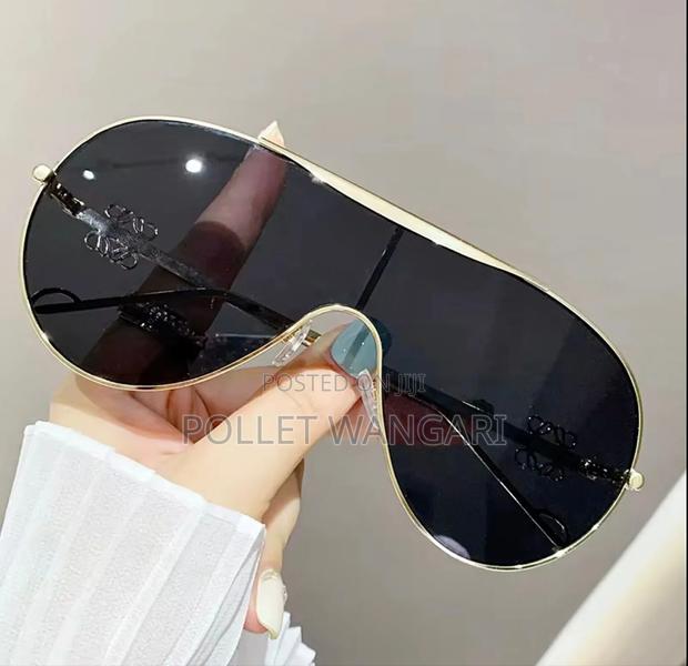 Loewe Branded Sunglasses - thumbnail 6