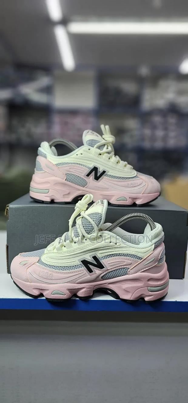 New Balance 1000 - main view