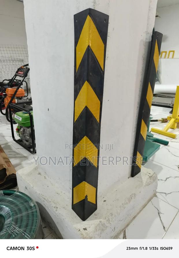 Corner/ Column Rubber Protector - main view