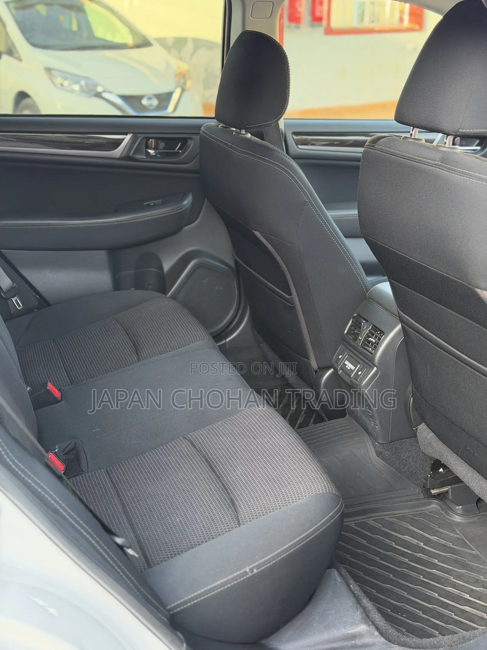 Subaru Outback 2018 White