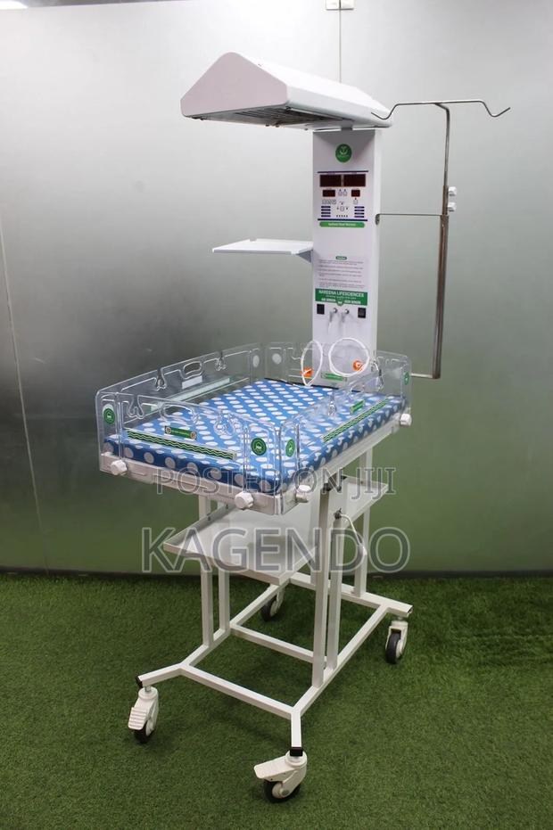 Baby Warmer With 3 Monitoring Modes