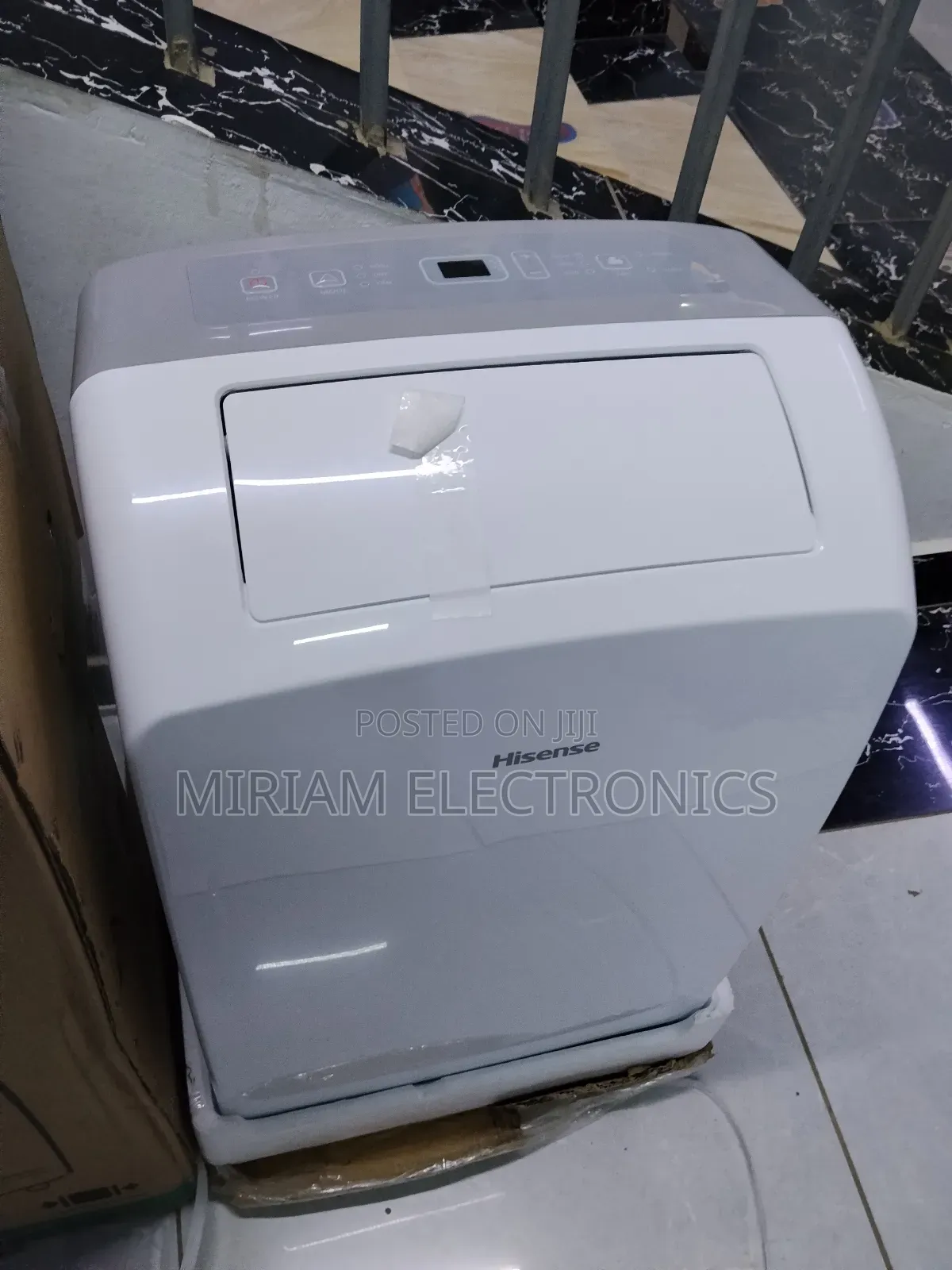 Hisense 12000 Btu Portable Air Conditioner