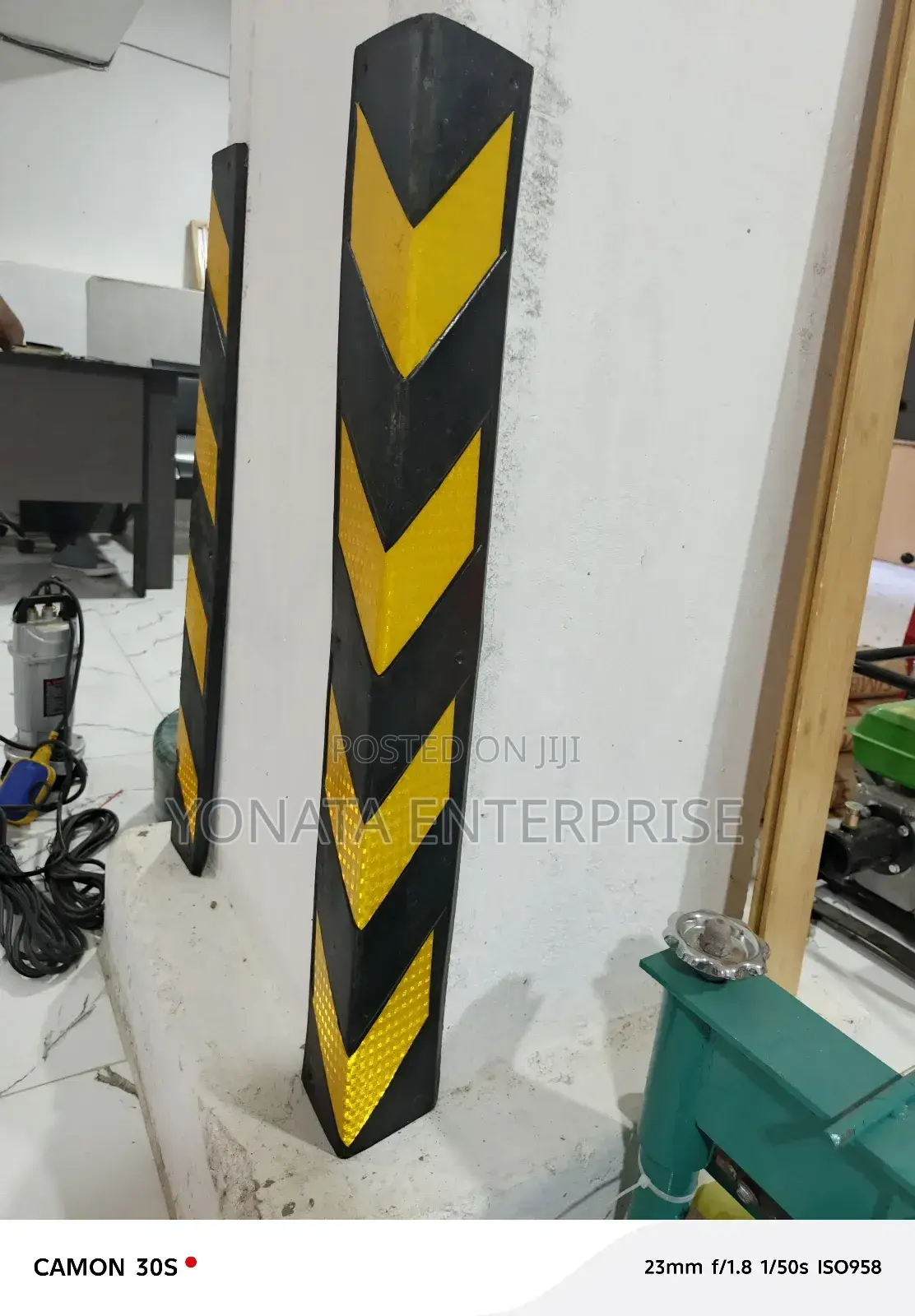 Heavy Duty Rubber Column Guard 0.8m Long