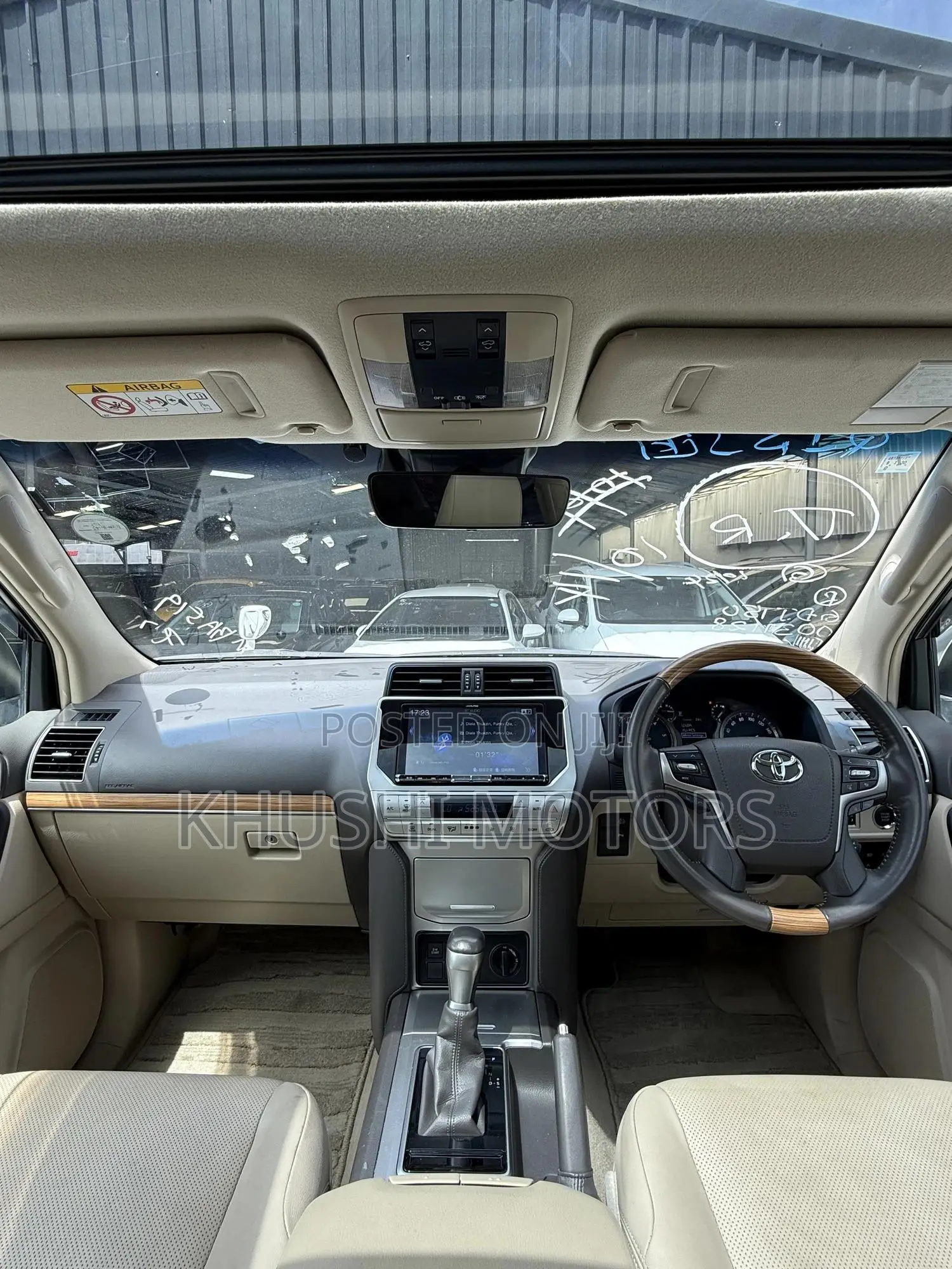 Toyota Land Cruiser Prado 2018 Pearl