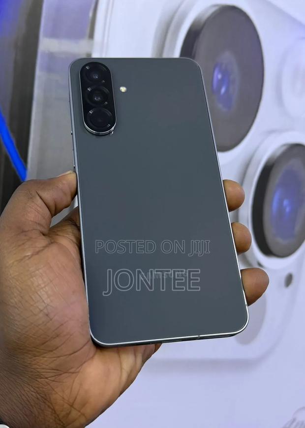 Samsung Galaxy A56 256 GB Gray - thumbnail 3