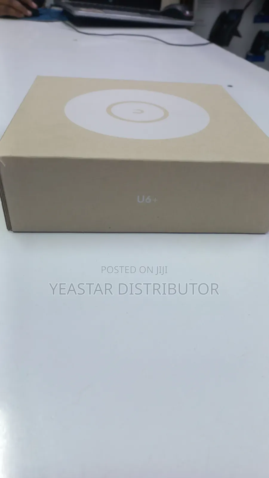 Ubiquity Unifi U6 +