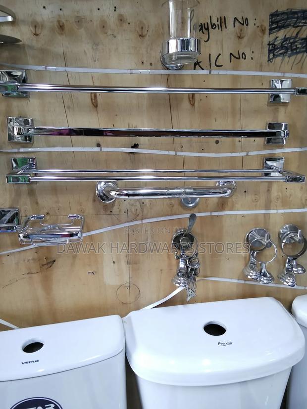 Towelrills/Towel Holders