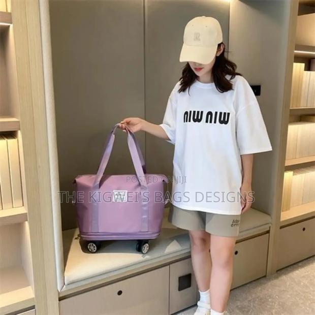 Expandable Travel Bags With Wheels - thumbnail 3