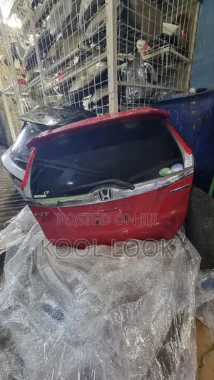 2017 Honda Fit Hybrid Tailgate/Boot