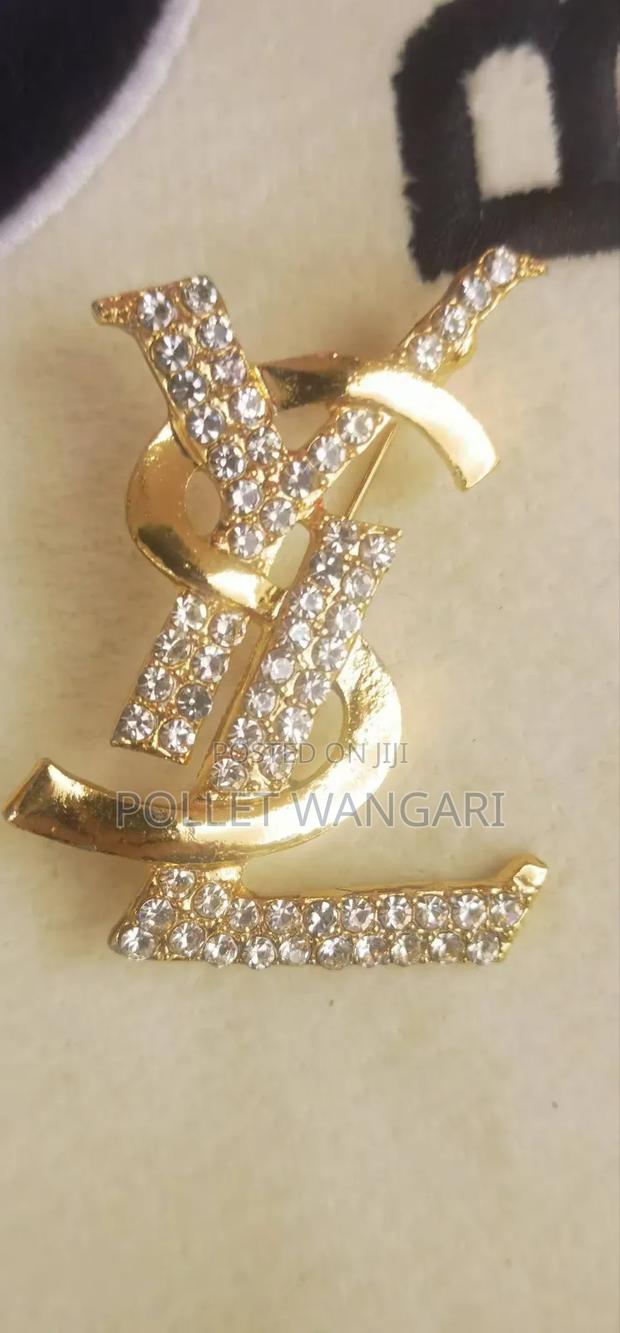 Designer Brooches - thumbnail 16