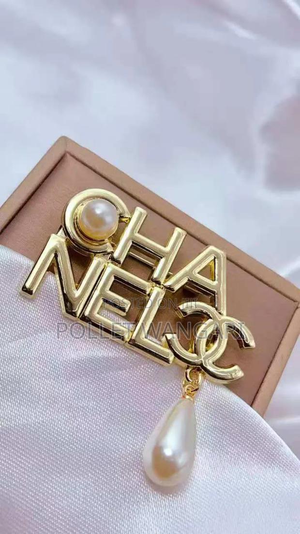 Designer Brooches - thumbnail 17