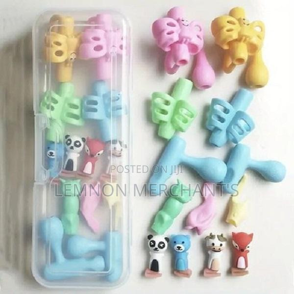 16 Pieces Hold Pencil Grips for Kids Handwriting