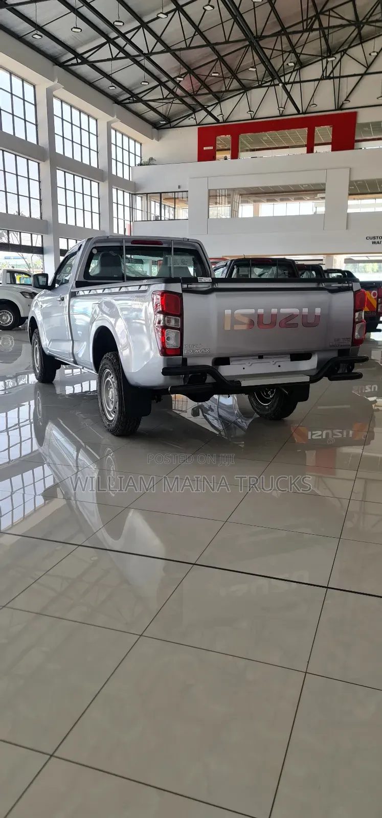 New Isuzu D-MAX 2026 Silver