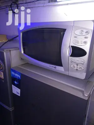 Microwave Oven