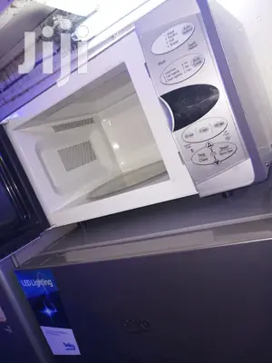 Microwave Oven