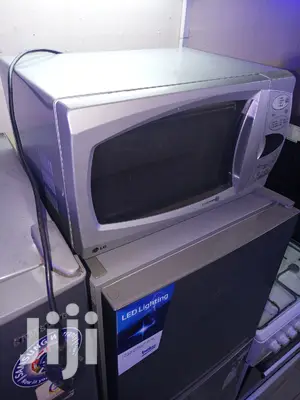 Microwave Oven