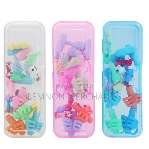 16pcs/Set Pencil Grips Pencil Caps Children Students Writing