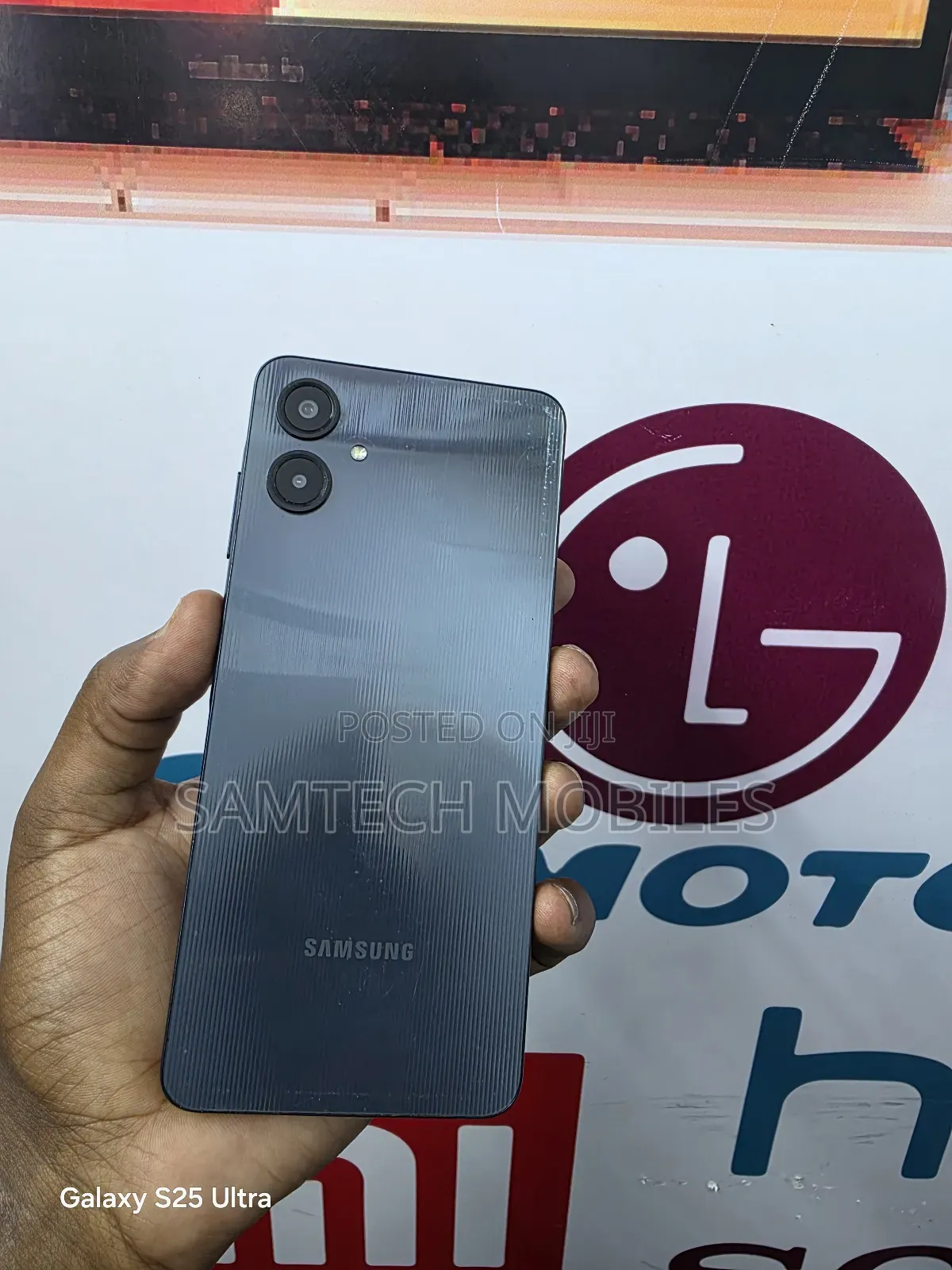 Samsung Galaxy A06 128 GB Gray