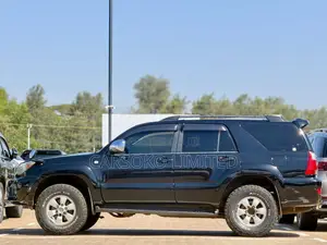 Toyota Hilux Surf 2009