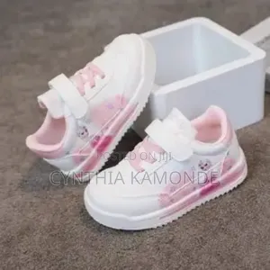 Elsa Modern Fit Sneakers