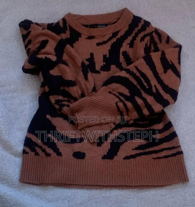 Sweater Top for Sale - thumbnail 3